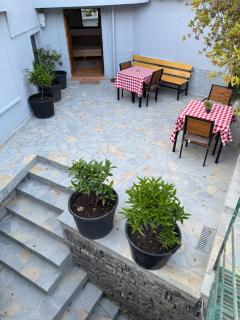 Te Ajdini Guesthouse - Gjirokastra - 1