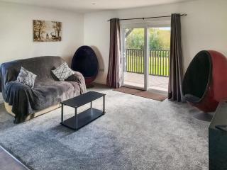 Classroom One - Uk48650 - Lifton - 7