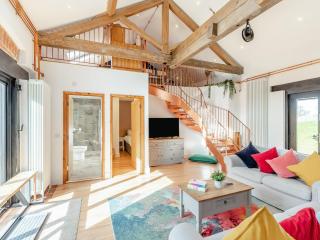 Tank Barn - - 5