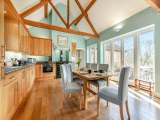 The Fishing Lodge - Amesbury - 6