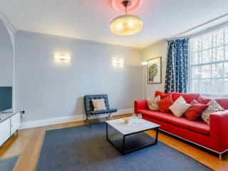 The Square - Hartland - 6