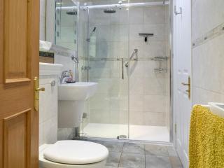 The But N Ben - 28139 - Dunkeld - 9