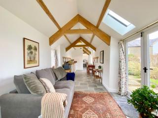 The Chicken Shed - 6