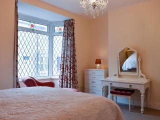 Ruffles - Whitby - 1
