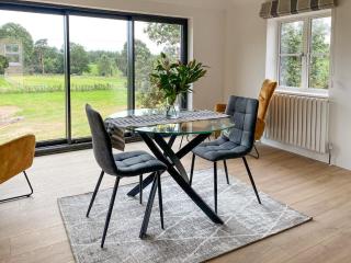The Coach House - Fordingbridge - 5