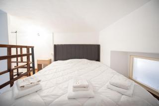 Modern and serviced apartment - 7