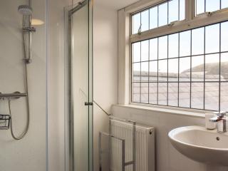Cliff Top Retreat - Whitby - 2