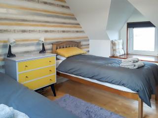 Macrury Cottage - Paible - 1