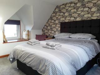 Macrury Cottage - Paible - 2