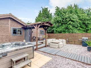 Orchard Retreat - Kirton - 9