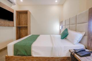 Hotel Crystal By Glitz Hotels - Mumbai - 7