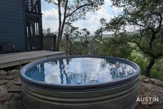 Sunset Waterfront 4BR 2BA w Pool and River Near Lake Travis by Austin Vacay - Austin - 9