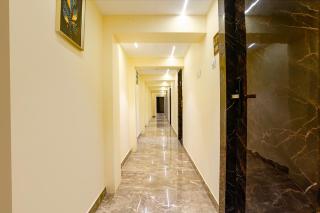 Hotel Crystal By Glitz Hotels - Mumbai - 1