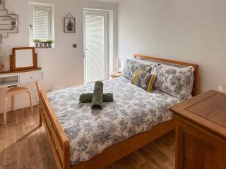 Secretseaview - West Mersea - 5
