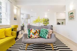 Lakeside Glow - Stylish Retreat near Beach & Markets - Melbourne - 8