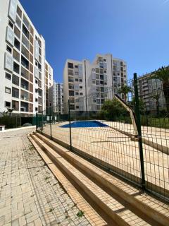Luxurious and modern 2BR with View and Pool - Beni Brour - 9