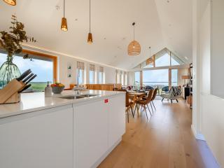 3 Karn Havos - Mawgan Porth - 1