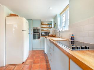 Church House Cottage - East Stour - 9