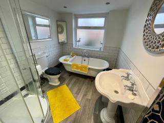 Honeybee Cottage - Lytham St Annes - 2