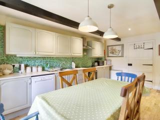 Carriage House - E5119 - West Burton - 1