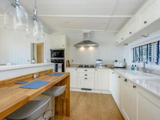Beach Retreat - Corton - 4