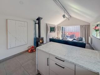 Lower Peastocking - Meriden - 8