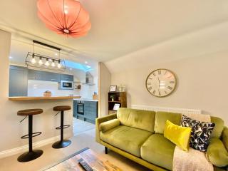 The Corner Barn - Cirencester - 4