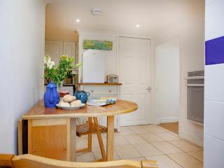 Westerland Apartment - Torquay - 3
