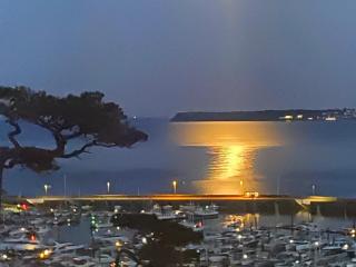 Tides Reach - Torquay - 2