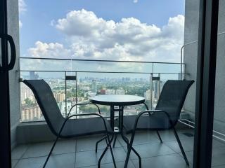 Balcony Cityscape IIII The Robertson Residence 42f - 6