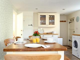 Pilgrim Cottage - Hollingbourne - 3