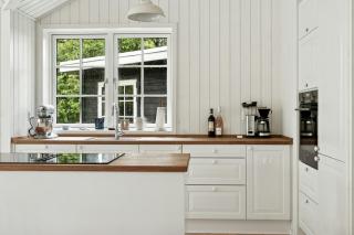 Wooden House With Relaxing Atmosphere - Yderby - 7