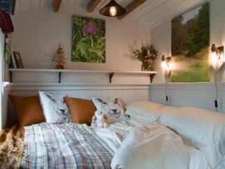 Spruce Shepherds Hut - Wilmslow - 8