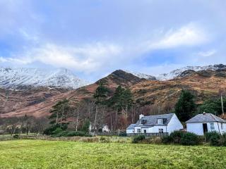 Grieves Cottage - Arnisdale - 2