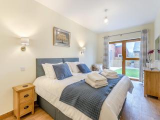 Hollyhocks - Uk47975 - Woodford - 8