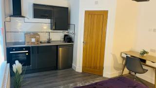 Bedford Street - 8