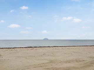 Beachcomber Apartment - Girvan - 2