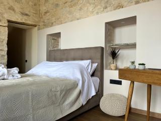 Nymfea Ano Syros - 3