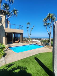The Lookout 180 deg Sea Views - Gqeberha - 0