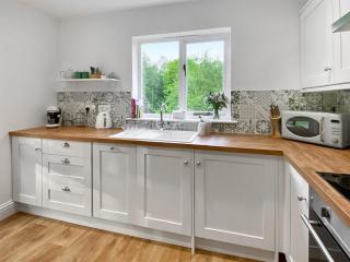 Rose Cottage - Blakemere - 2