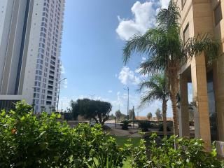 PARADISE in IR YAMIM - 5