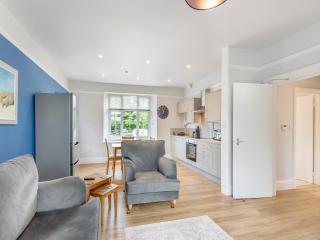 Kent View Apartment - Lindale - 7