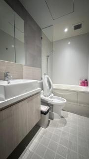 Paradise condo-perfect location - 2