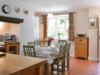 Wood Cottage - - 7