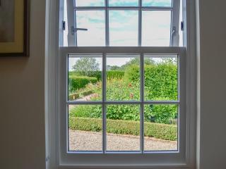 The Garden Rooms - Montrose - 9