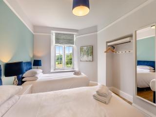 Kent View Apartment - Lindale - 2