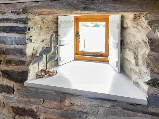 Meadow Barn - Shelve - 1