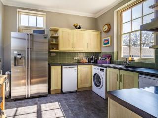 Hemblington Hall Arts And Leisure Ltd - South Walsham - 2
