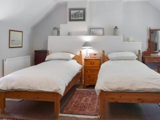 Wood Cottage - - 1