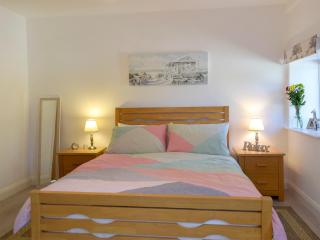 Parlwr - Uk11210 - Cwrt-newydd - 5